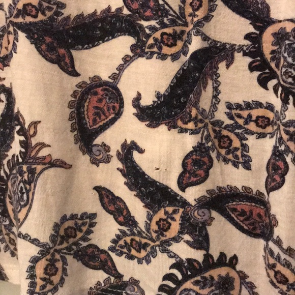 Paisley Cold Shoulder Tank Top - Picture 5 of 5